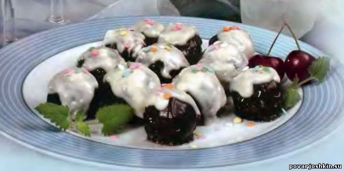Шоколадный десерт: Шоколадно-ромовые шарики.